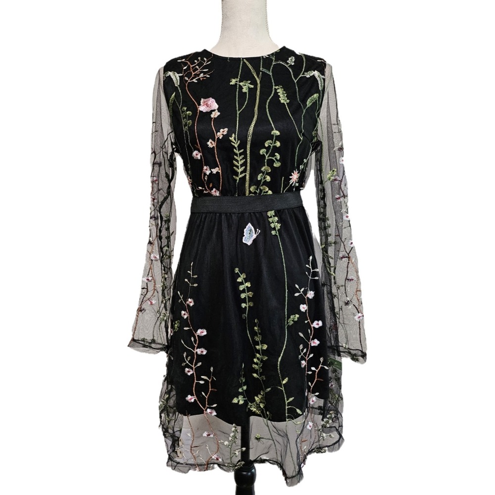 NWT Milumia Black Floral Embroidered Fairy Grunge Dress Size M Whimsigoth Witchy
